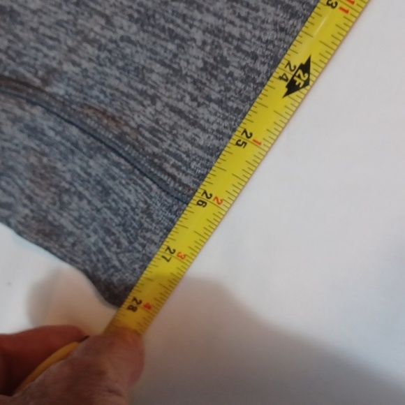 Under Armour Gray Light Athletic Pants S  28 Waist - Picture 7 of 7